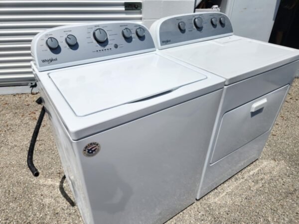 WHIRLPOOL WASHER & DRYER #871