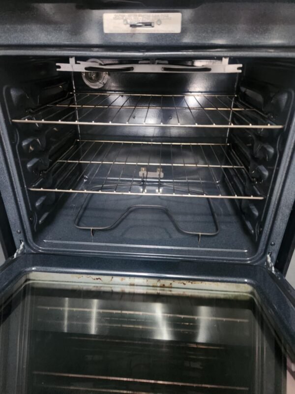 GE Stove - #868 JB645RK4SS