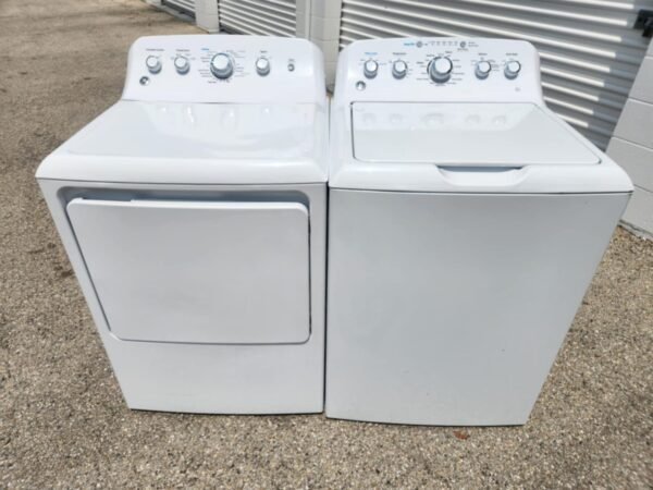 Washer and Dryer GTD42EASJ2WW GE Stove #873