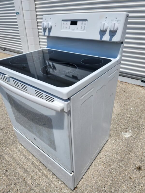 Ge Stove #874 JB645DK3WW