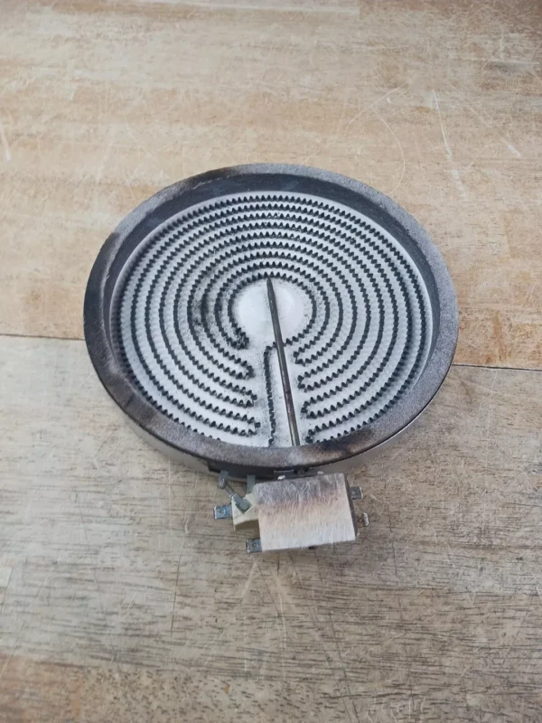 GE Range 8.5in Surface Element 205c2307p003
