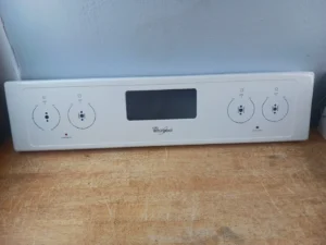 Panel de control de estufa Whirlpool W11231942-