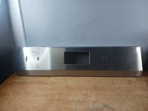 Panel de control de estufa Frigidaire 5304509173