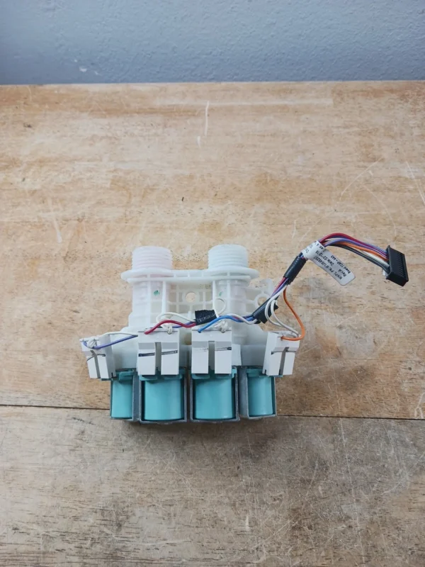 Válvula de entrada de agua para lavadora Whirlpool W11096267-