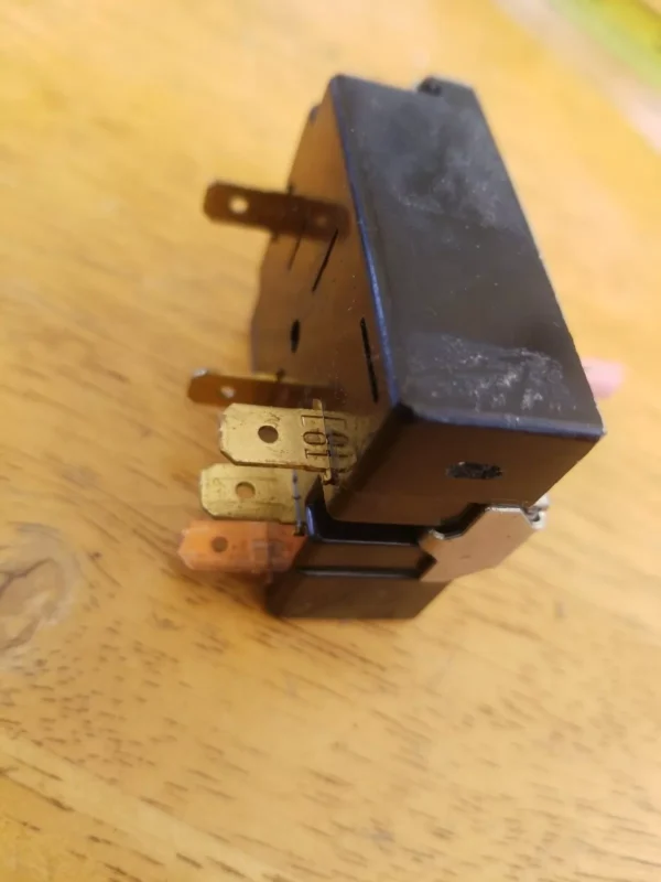 Interruptor de temperatura de secadora GE 212D1261P003 (garantía de devolución de dinero)-