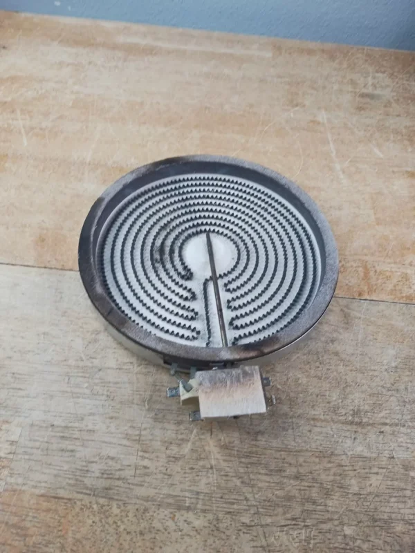 GE Range 8.5in Surface Element 205c2307p003