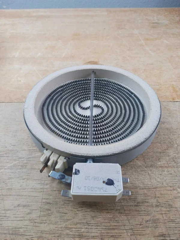 GE Range 6.5in Surface Element 191d6306p001