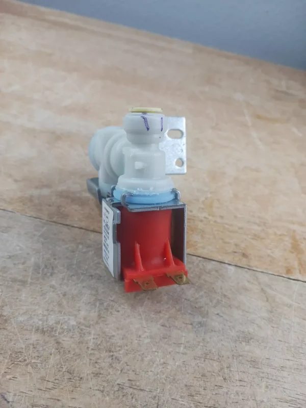 Whirlpool Refrigerator Valve W10279909