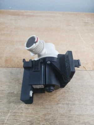 Bomba de drenaje para lavadora Frigidaire 137624500-