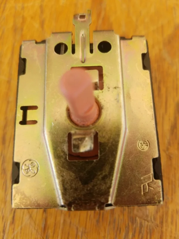 INTERRUPTOR SECADOR GE 572D437P014, AST4373-127T-