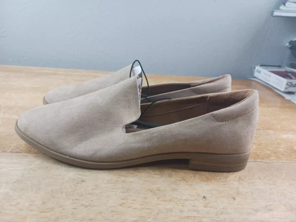 Universal Thread Flats Women Size 8