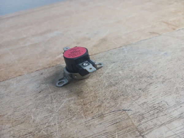 GE Range Thermal Fuse 205c2776P004