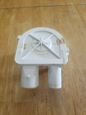 OEM Whirlpool Washer Drain Pump 3352292 (Money Back Guarantee)