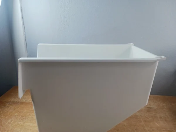 Whirlpool Refrigerator Ice Bucket 2216111