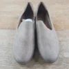 Universal Thread Flats Women Size 8