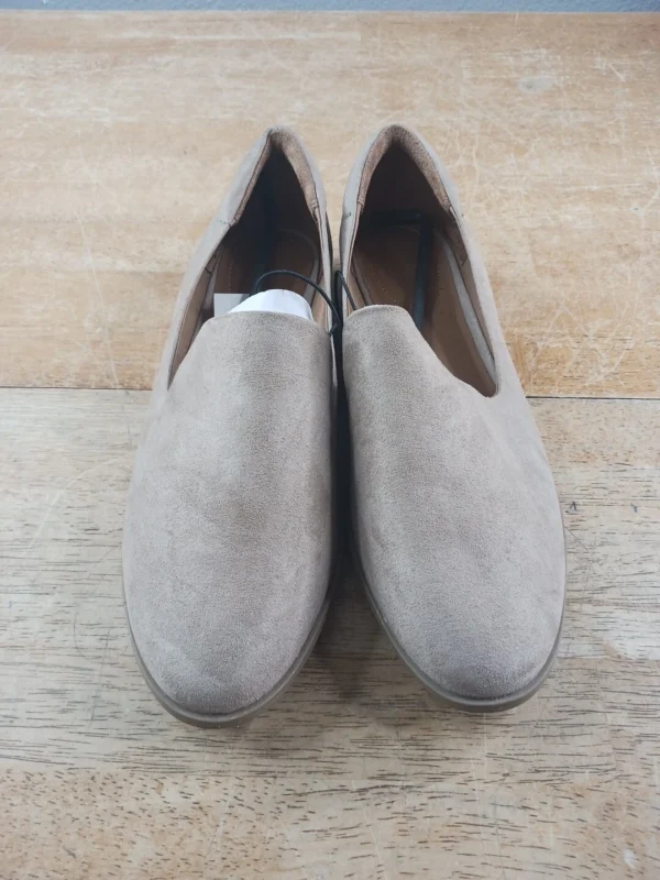 Universal Thread Flats Women Size 8