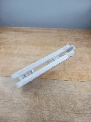Riel medio crujiente para refrigerador Whirlpool W10669195-