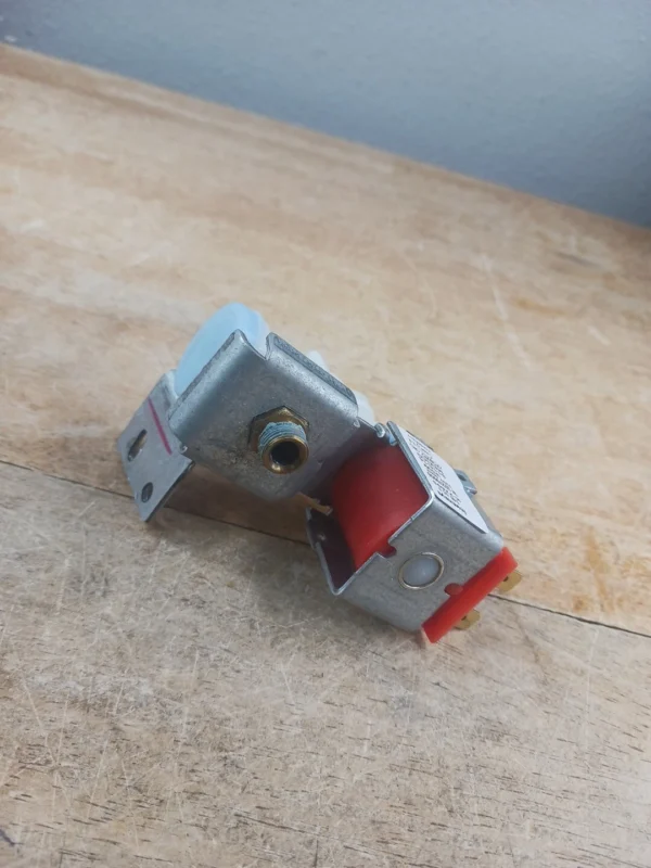Whirlpool Refrigerator Valve W10279909