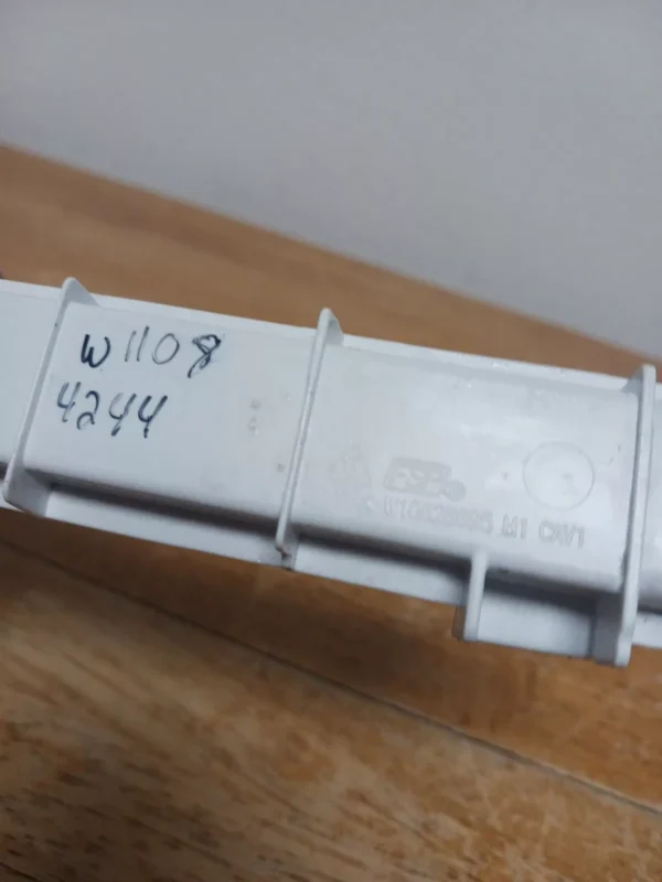 Whirlpool Refrigerator Right Track W10628695, W11084244 (Money Back Guarantee)