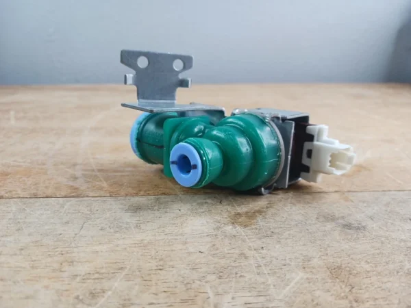 Whirlpool Refrigerator Valve W11422853