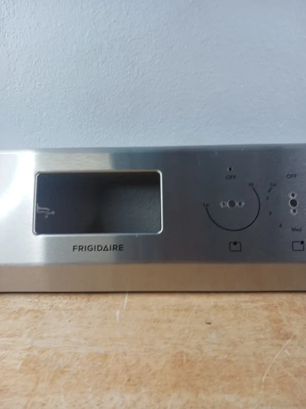 Panel de control de estufa Frigidaire 5304509173