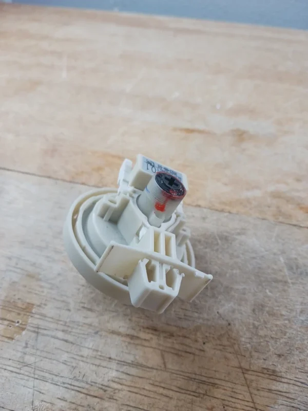 Interruptor de presión para lavadora Lg Ebf635349-