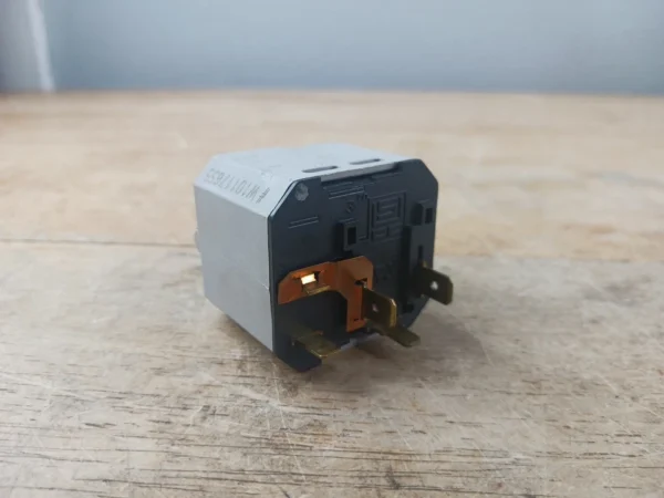 Interruptor de arranque secadora Whirlpool W10117655-