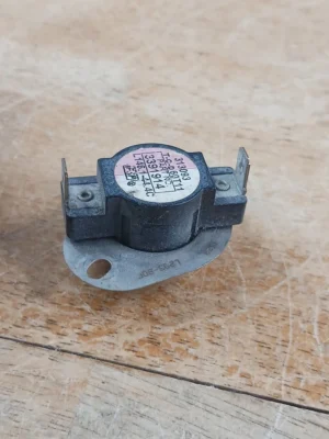 Fusible de límite alto para secadora Whirlpool 3391914-