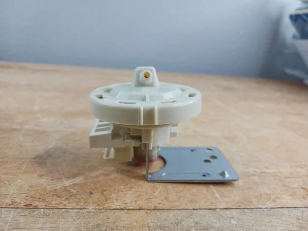 Interruptor de presión para lavadora Lg 6601er1006-