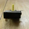 Microinterruptor de secadora GE 212D1097P001 (garantía de devolución de dinero)-