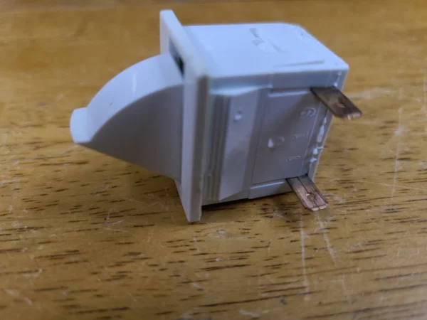 Whirlpool/Roper Refrigerator Light/Lamp/Door Switch W11384469 AP6893312