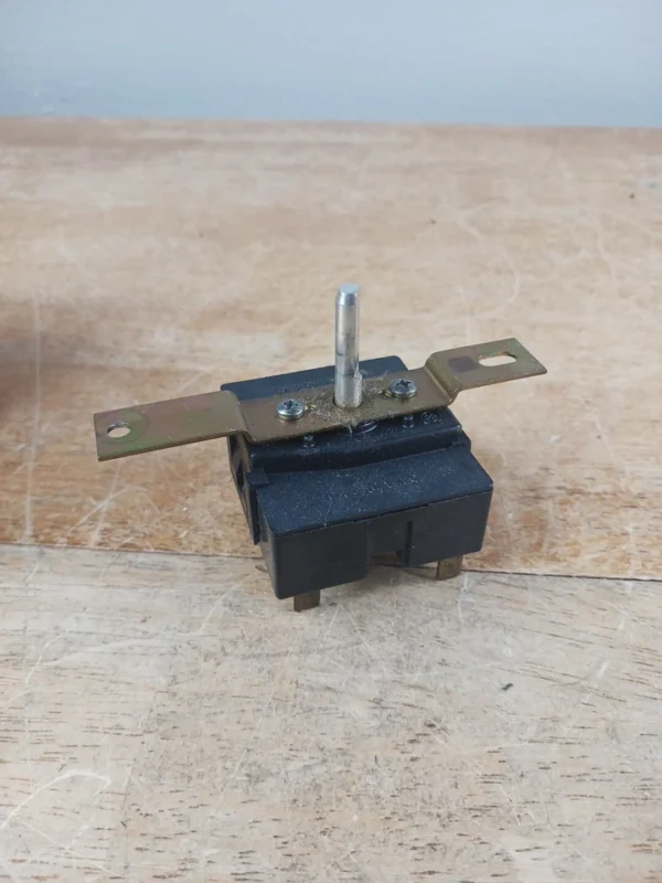 Interruptor de temperatura para lavadora Maytag 8578536-