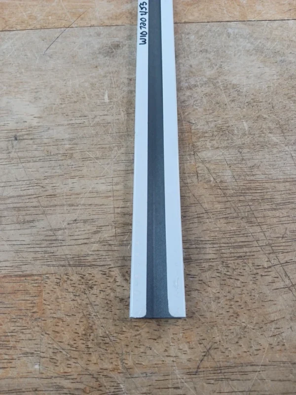 Moldura de puerta de refrigerador Whirlpool W10720455 12,5 pulgadas-