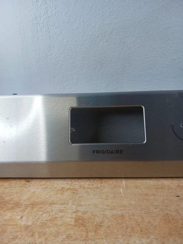 Panel de control de estufa Frigidaire 5304509173