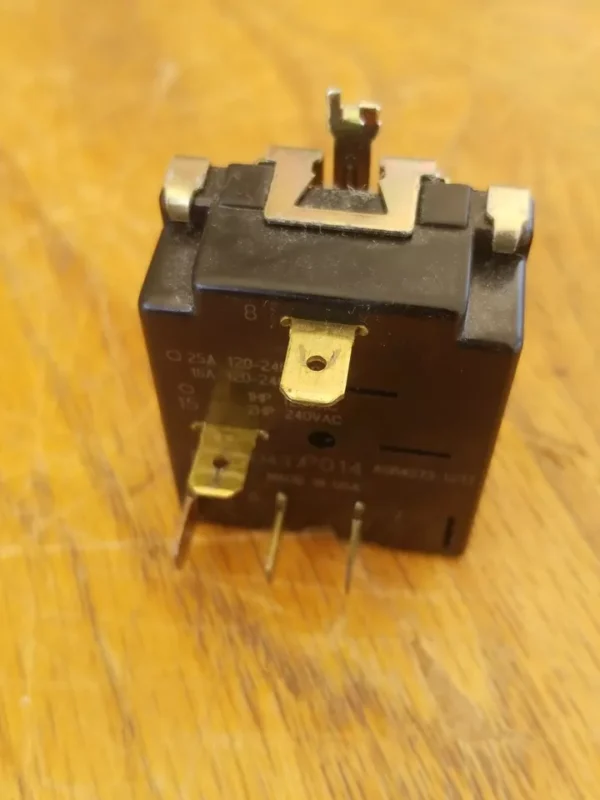 INTERRUPTOR SECADOR GE 572D437P014, AST4373-127T-