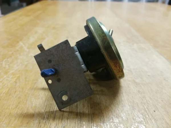 Whirlpool Washer Pressure Switch 62093610 (Money Back Guarantee)