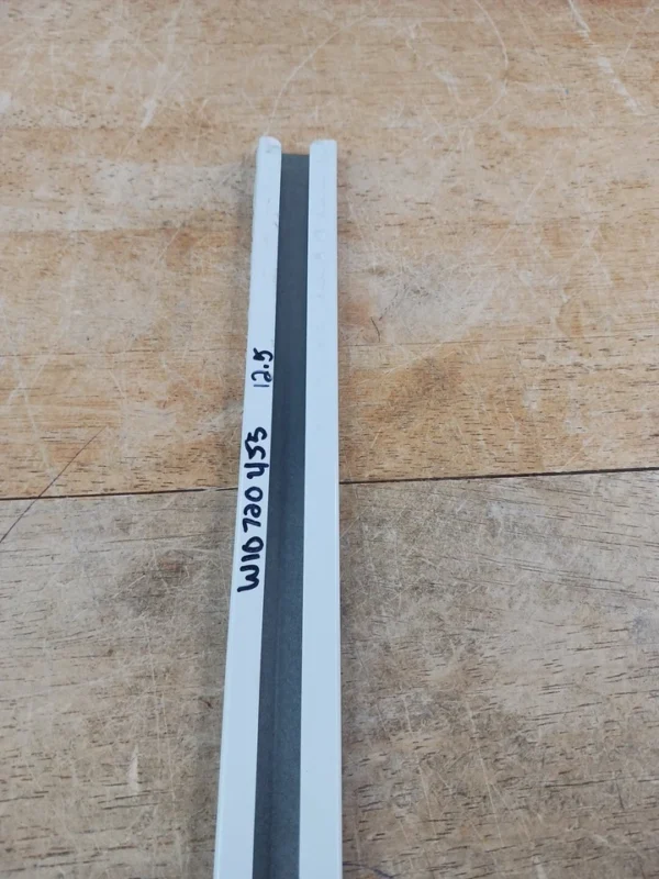 Moldura de puerta de refrigerador Whirlpool W10720455 12,5 pulgadas-