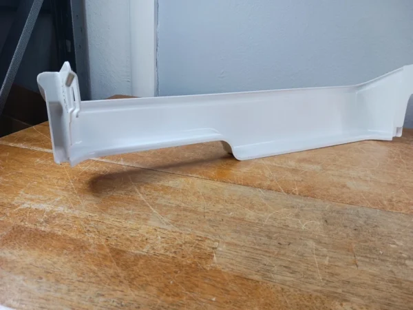 Cubo puerta refrigerador Frigidaire 240337901-