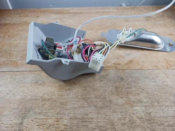 Conjunto de caja de control de refrigerador Whirlpool W10316941-