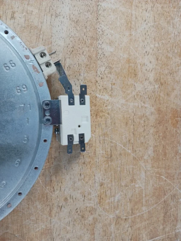 Elemento Ge Estufa 7 pulgadas WB30T10129
