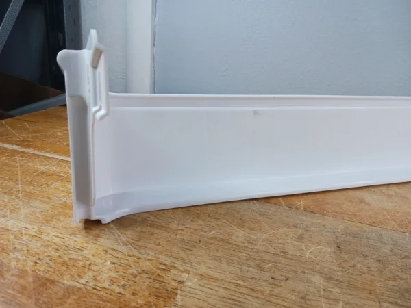 Cubo puerta refrigerador Frigidaire 240338101-