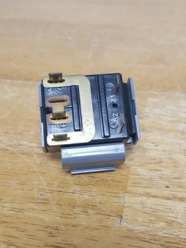 Interruptor de lavadora Maytag 62302180 (garantía de devolución de dinero)-