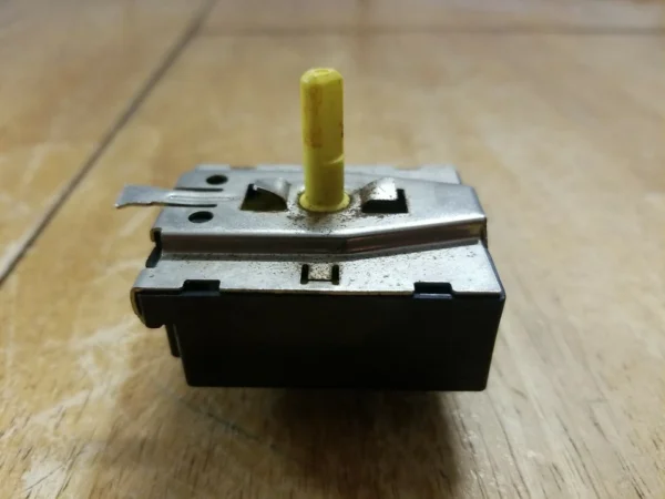 Microinterruptor de secadora GE 212D1097P001 (garantía de devolución de dinero)-
