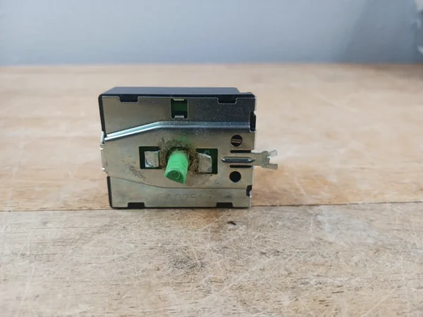 Interruptor de temperatura para lavadora Maytag 8578536-