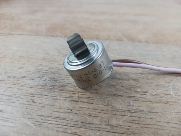 Termostato de descongelación para refrigerador Whirlpool 2221677-