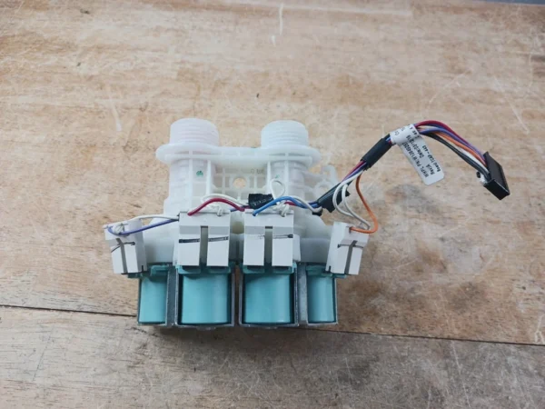 Válvula de entrada de agua para lavadora Whirlpool W11096267-