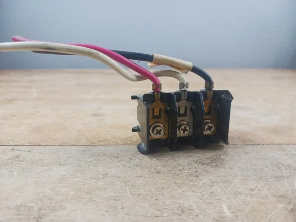 Bloque de terminales para secadora Frigidaire 1347021-