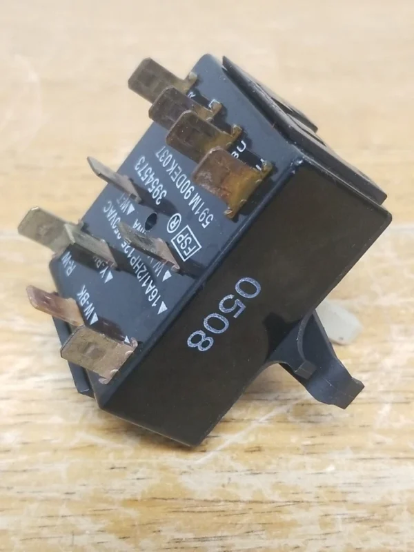 Interruptor de lavadora Whirlpool 3954573 (garantía de devolución de dinero)-