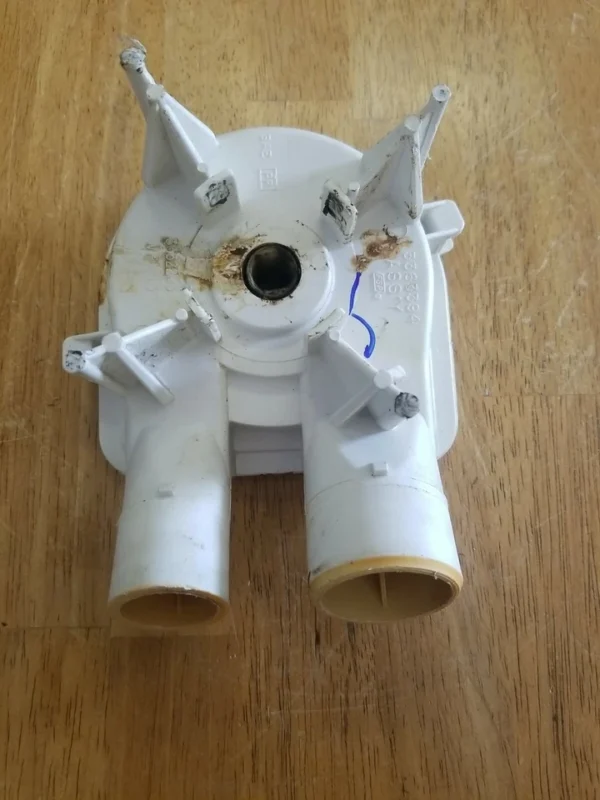 OEM Whirlpool Washer Drain Pump 3352292 (Money Back Guarantee)