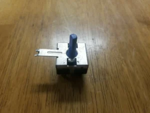 INTERRUPTOR DE TEMPERATURA GE LAVADORA -175D2314P018-